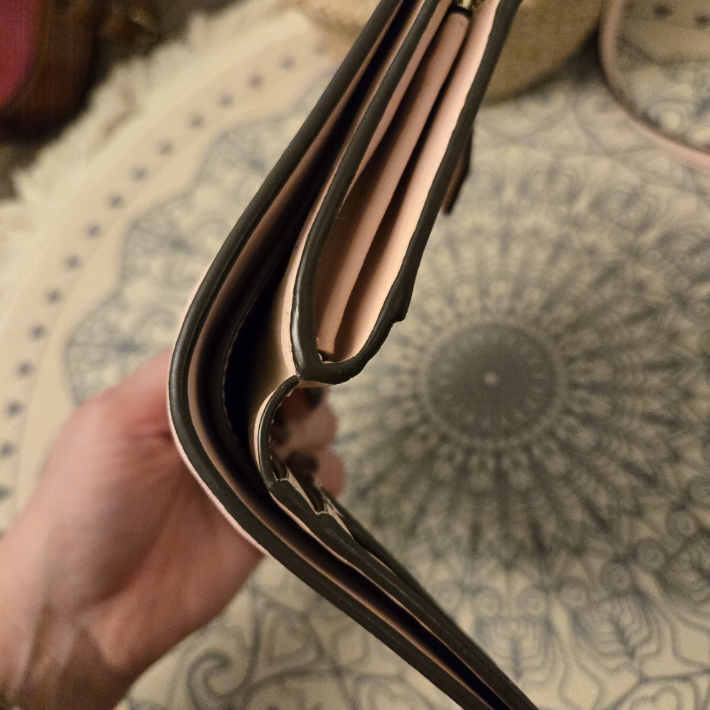 Kate Spade Pink Heart-Shaped Crossbody Bag and Wallet Set - Picture 9 of 11